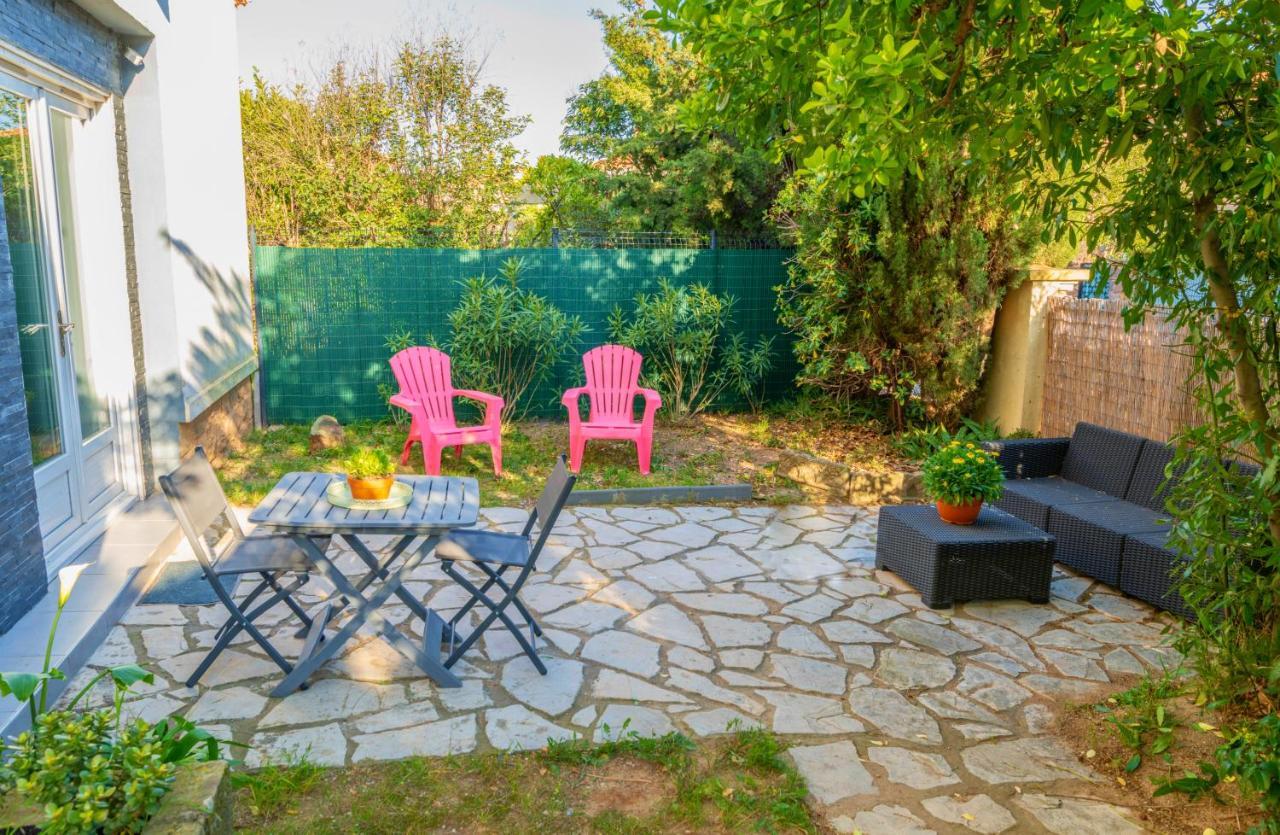 Studio Au Calme Tout Confort Proche Des Plages - Jardin Wifi Parking Fréjus Εξωτερικό φωτογραφία