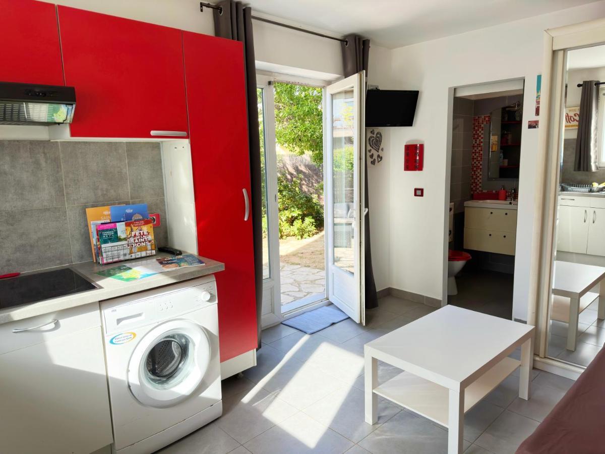 Studio Au Calme Tout Confort Proche Des Plages - Jardin Wifi Parking Fréjus Εξωτερικό φωτογραφία